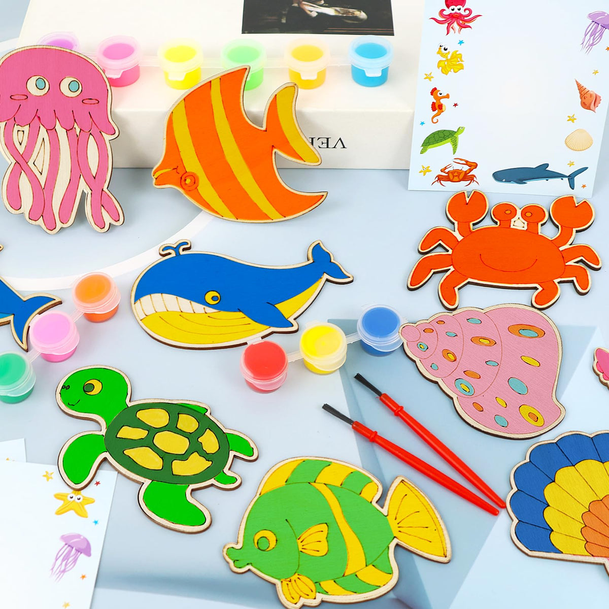 LARDUX paint palette with 72 colors for vibrant ocean art projects