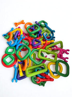 LAVIBI durable blocks snapping action promotes longer play sessions.