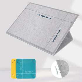 Non-slip felt surface keeps pieces in place on Lavievert board