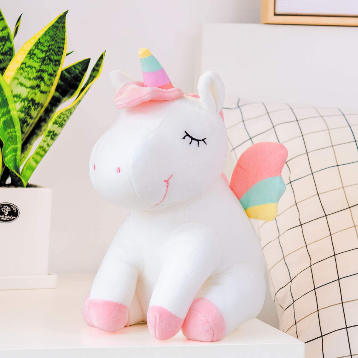 Lazada unicorn plush makes a delightful birthday gift for little girls.