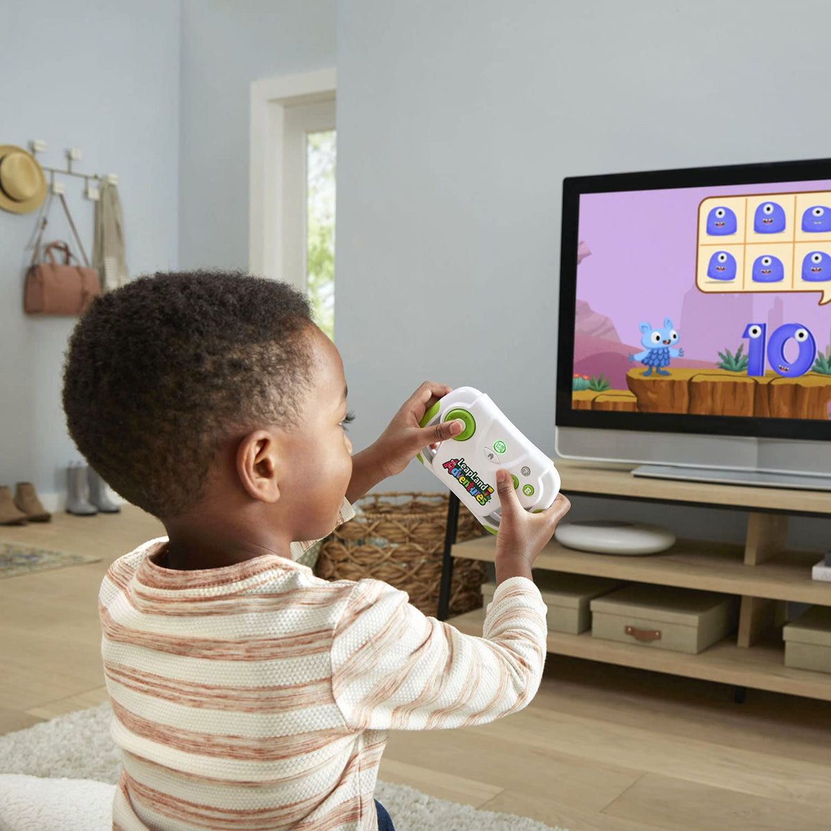 LeapFrog LeapLand Adventures learning-center-items curates 150+ items for self-paced discovery.