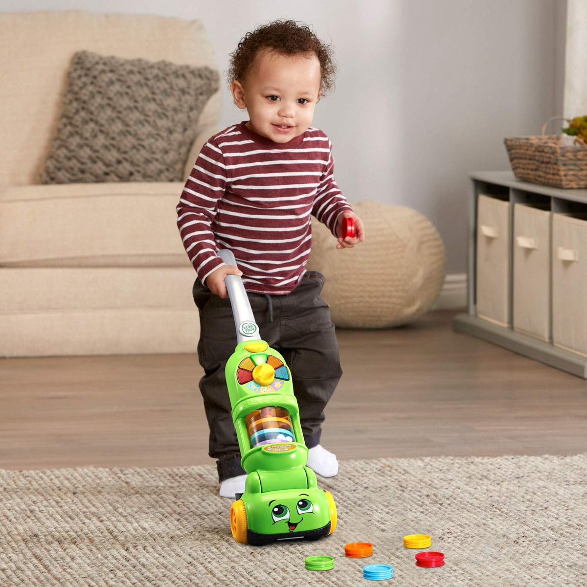 Tiltable handle adjusts to multiple heights for growing children