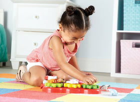 Learning Resources Barnyard Friends hands-on-play with chunky gears for grip practice