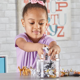 Learning Resources pig counter bright child friendly piece for early math and pretend play