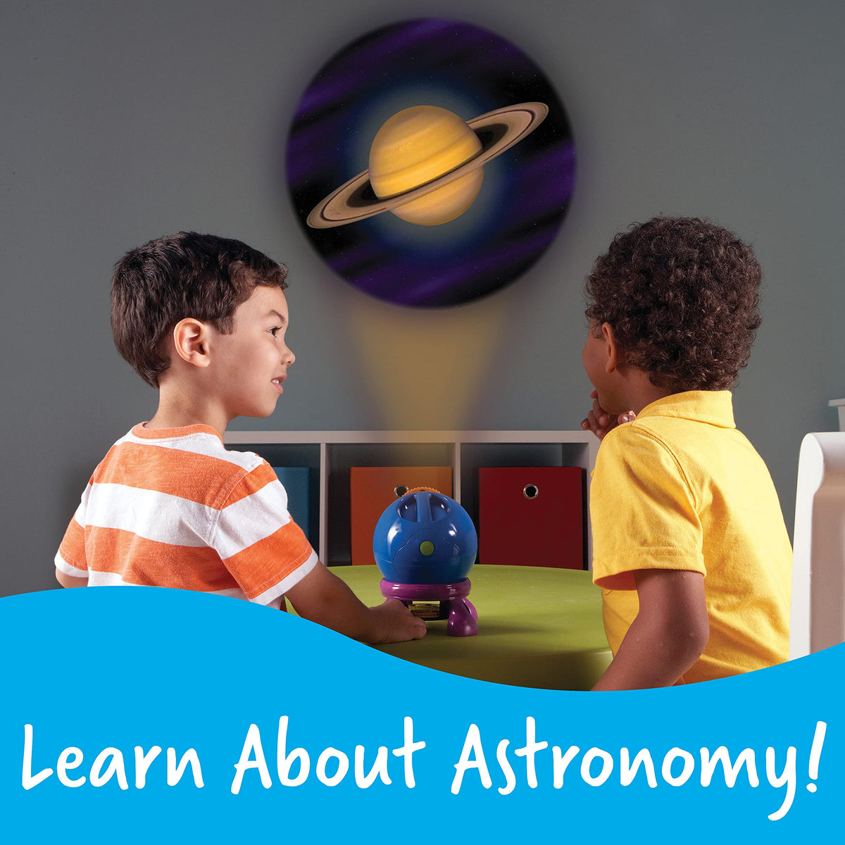 Learning Resources Shining Stars Projector disc planet shows planets to spark curiosity.