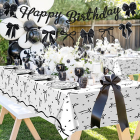 Lecheme Black Bow dining-area setup inspires picture-perfect tables.