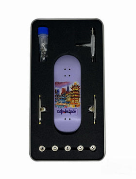 LEEFAI Pro fingerboard maple deck graphic enhances grip and visual appeal.