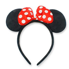 Close-up of plush padded ears from LEEMASING headband