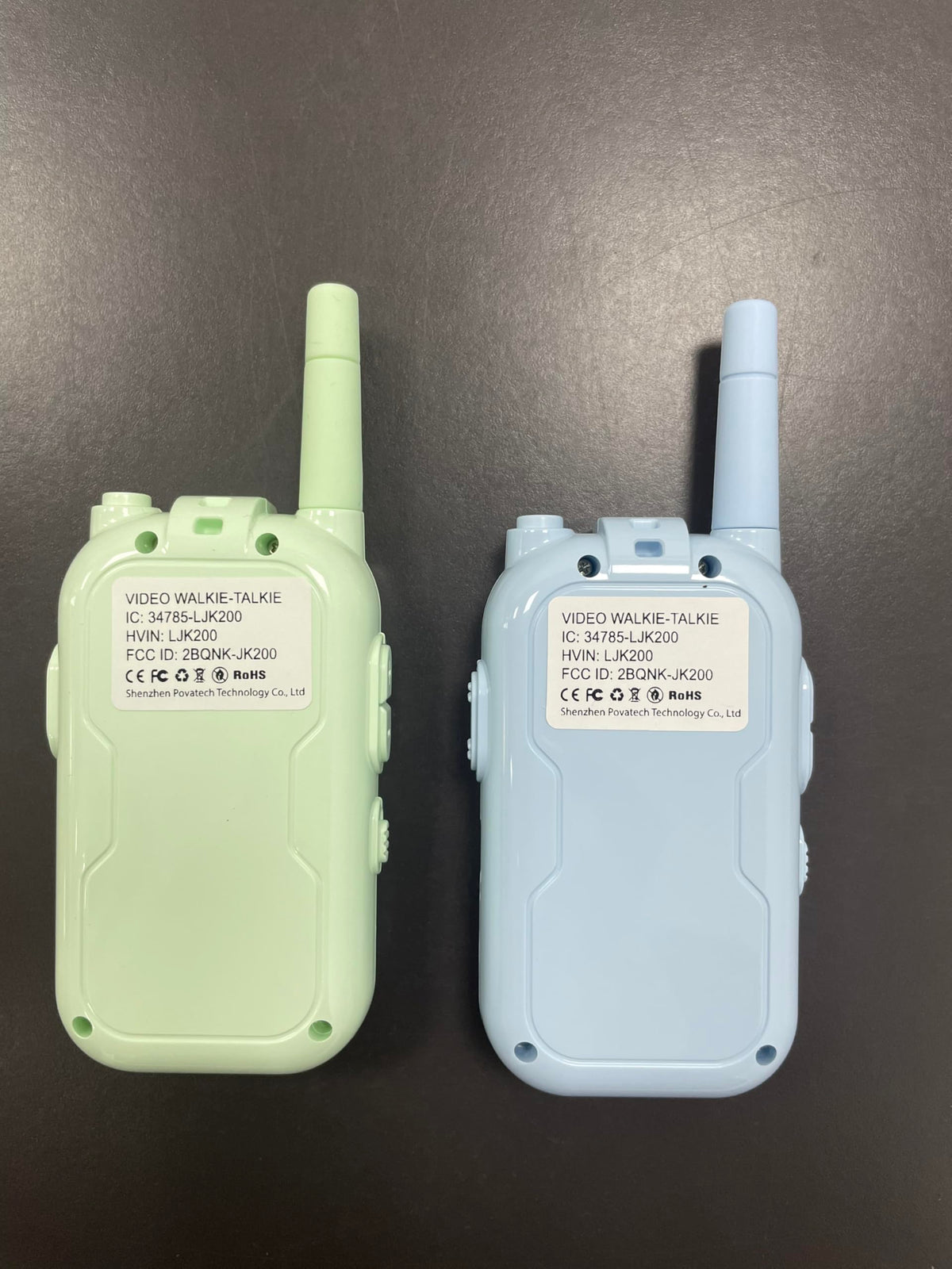 LEENK Kids green durable-materials close-up communicates non-toxic, shockproof design.