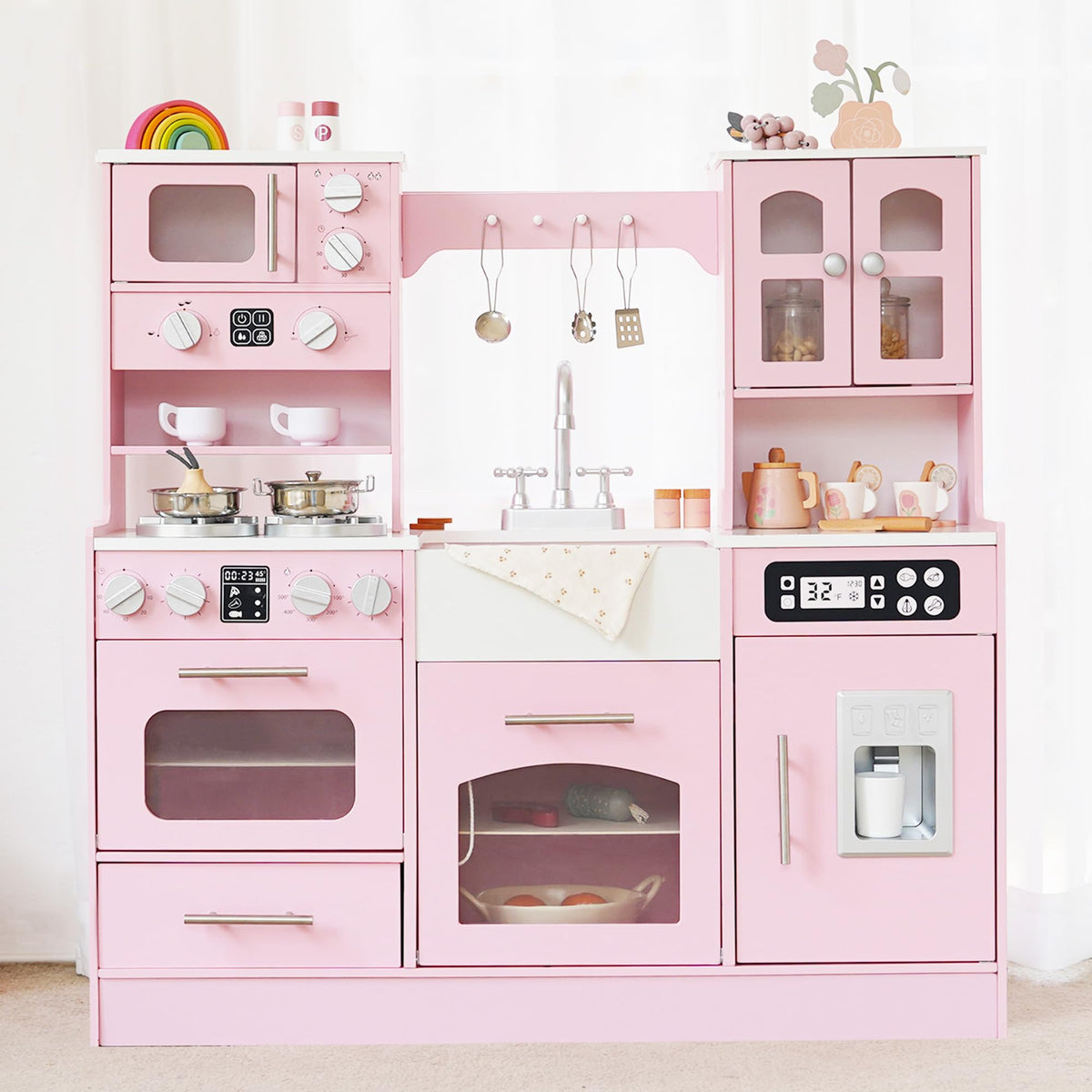 Leeshyah wooden play kitchen ice maker for imaginative play.
