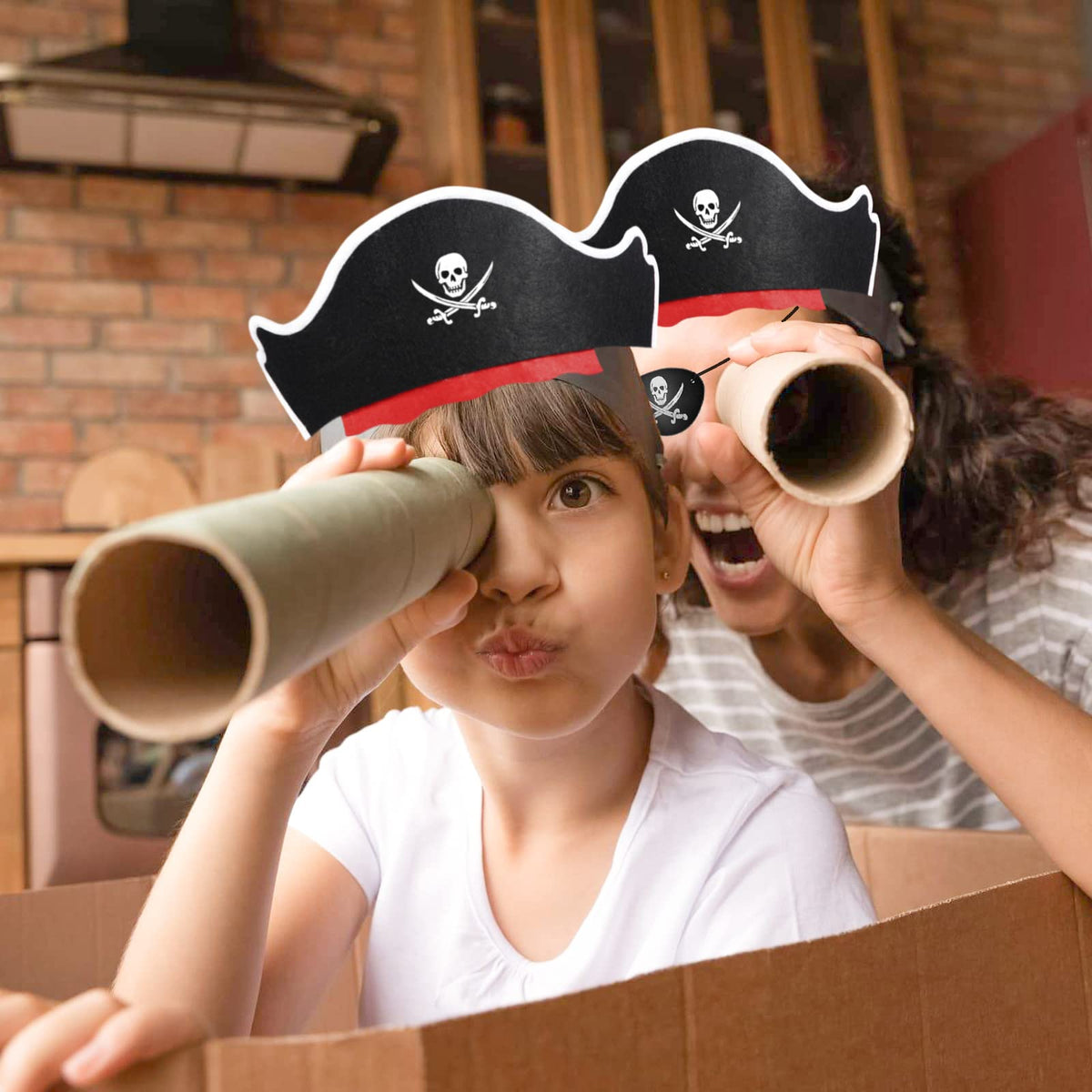 Legigo Halloween party gear suitable for pirate themed events