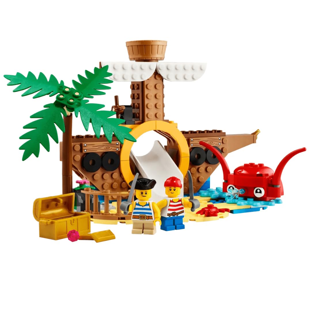 LEGO 40589 Pirate Ship Playground water cannon for action-packed pretend adventures