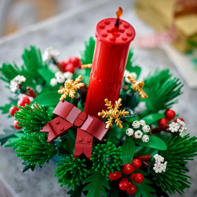 LEGO 40743 Christmas centerpiece shown on dining table.
