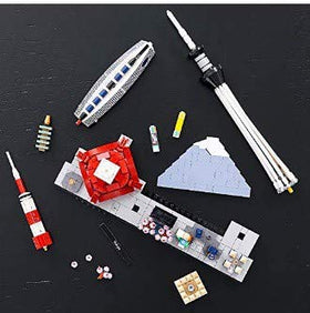 LEGO Architecture Chidorigafuchi Park tree detail adds natural texture to any display.