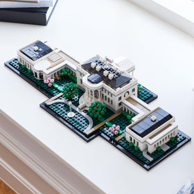 LEGO Architecture White House 21054 west wing and east wing sections for closer inspection