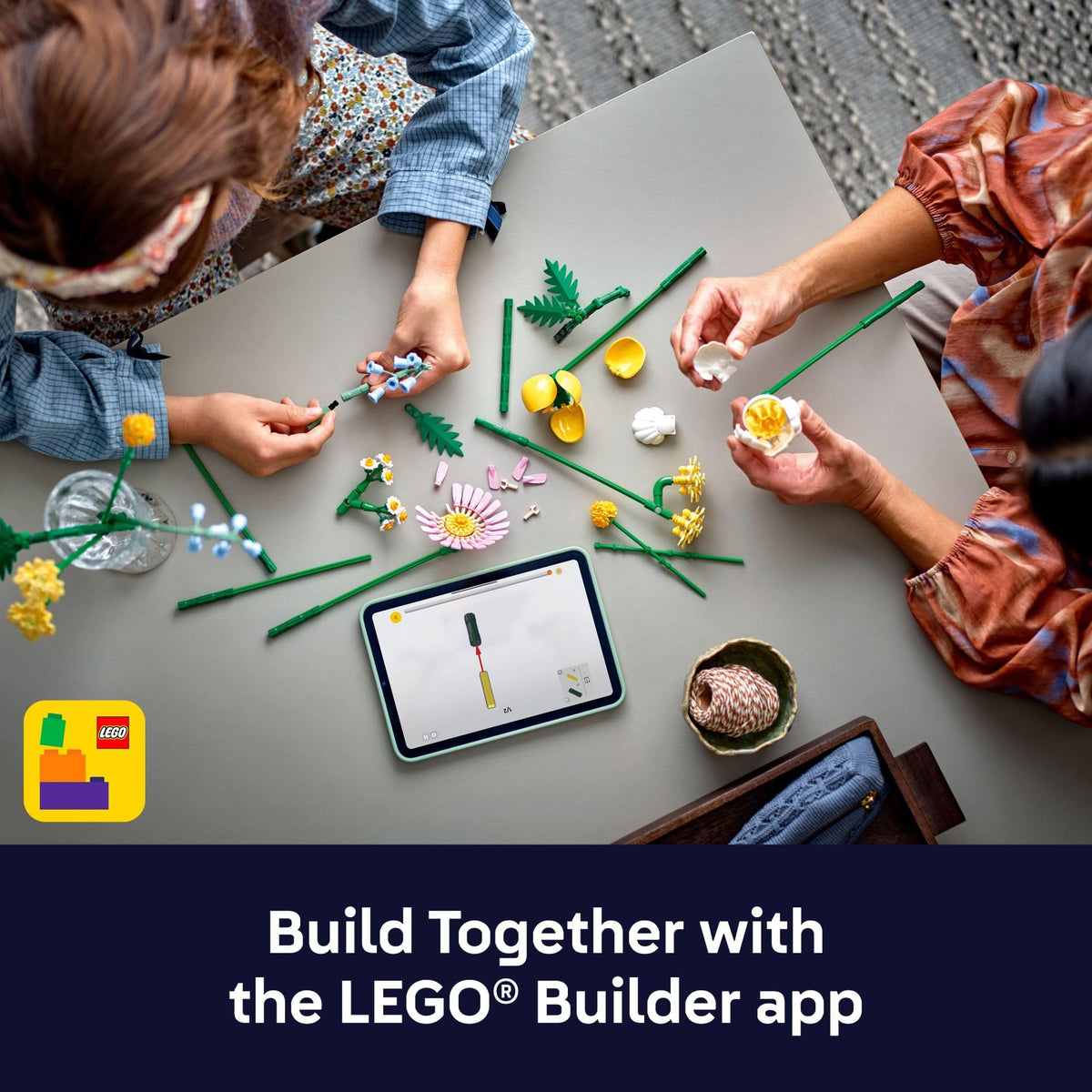 LEGO Botanicals Petite Sunny Bouquet includes 373 pieces for building.