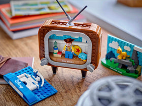 LEGO Classic Animation Scenes 40774 Andys Room Toy Story scene for playful scene construction