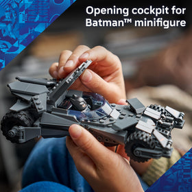 Armored Batman minifigure with cape included in LEGO DC Batman Batmobile