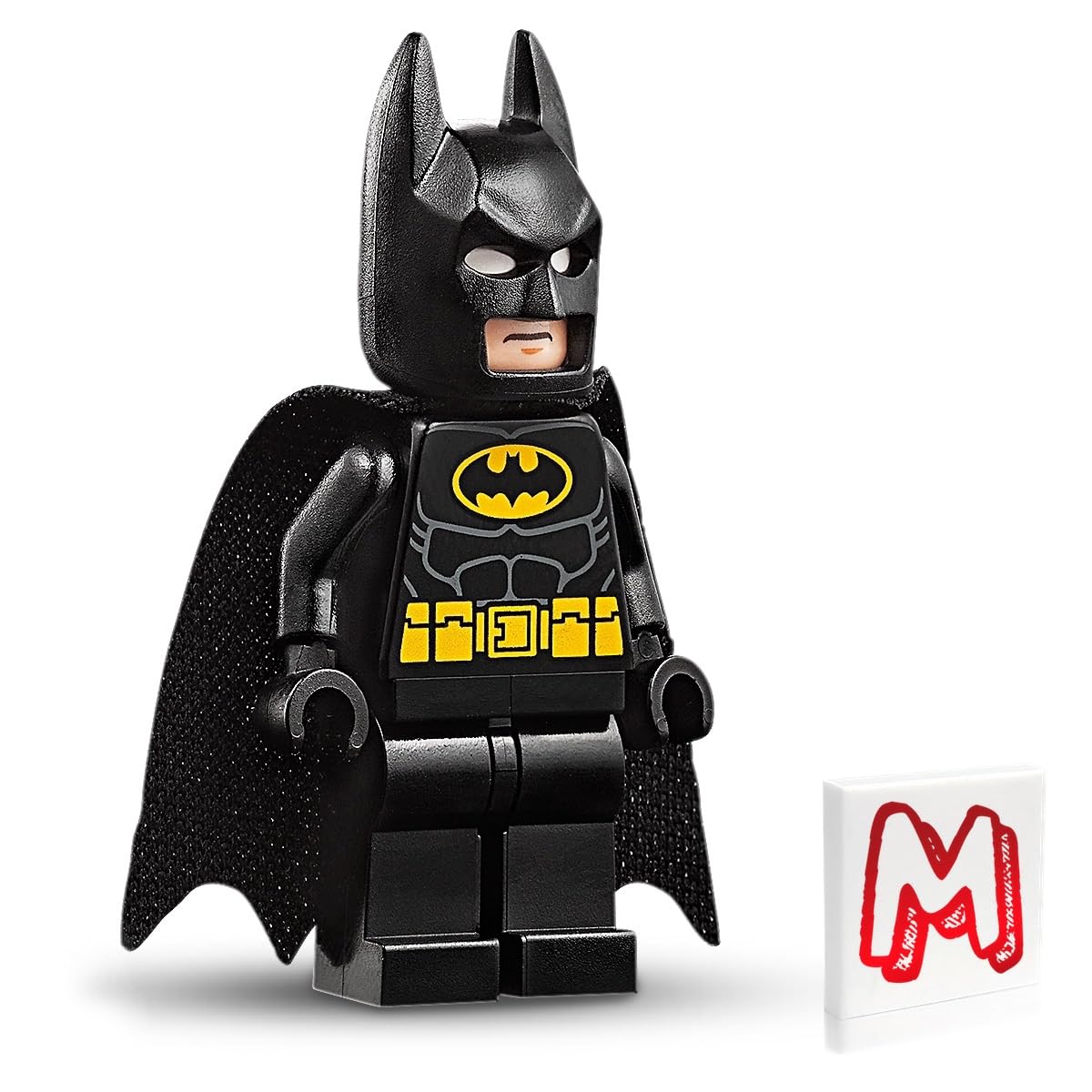 LEGO Robin minifigure with green mask and yellow cape for team adventures.