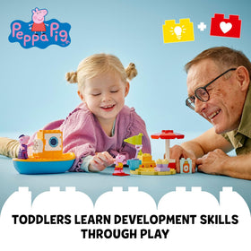Peppa and Grandpa Pig figures riding the boat for bath storytelling