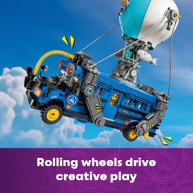 Hot-air balloon feature on the LEGO Fortnite Battle Bus adds authentic vibes.