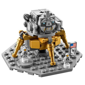 LEGO Ideas Apollo Saturn V lunar module interior photo showing SNOT techniques