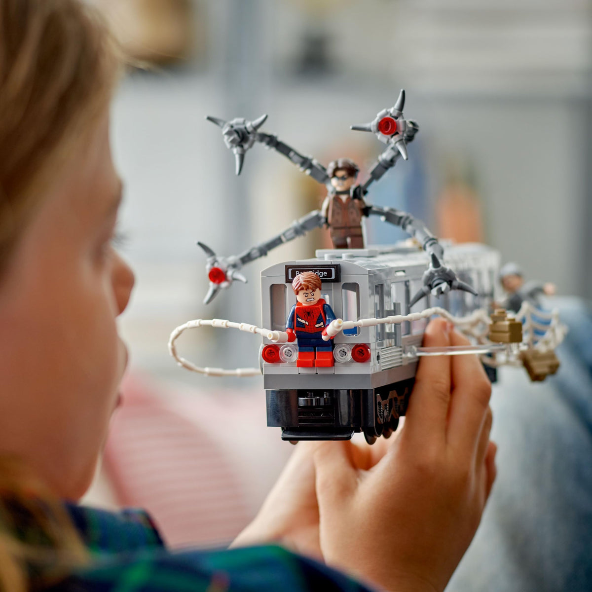 LEGO J. Jonah Jameson and Aunt May minifigures support storytelling within the scene