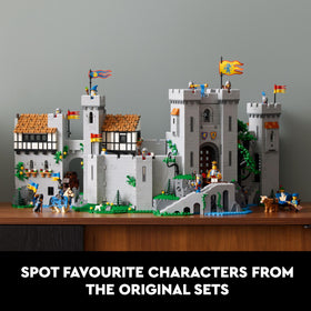 Lego Lion Knights' Castle 10305 minifigures, knights and forest folk for scenes.