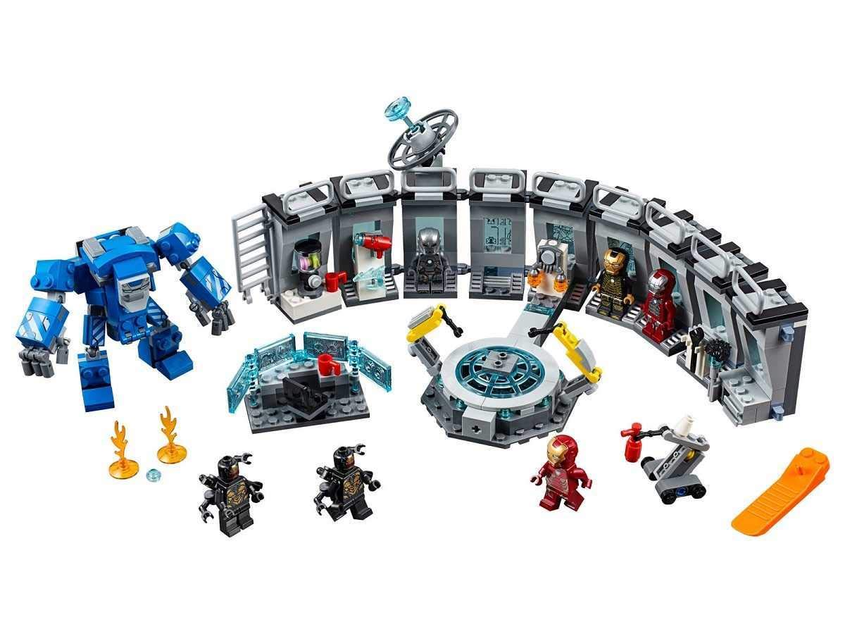LEGO Marvel Avengers Iron Man Hall of Armor includes five Iron Man minifigures for varied stories.