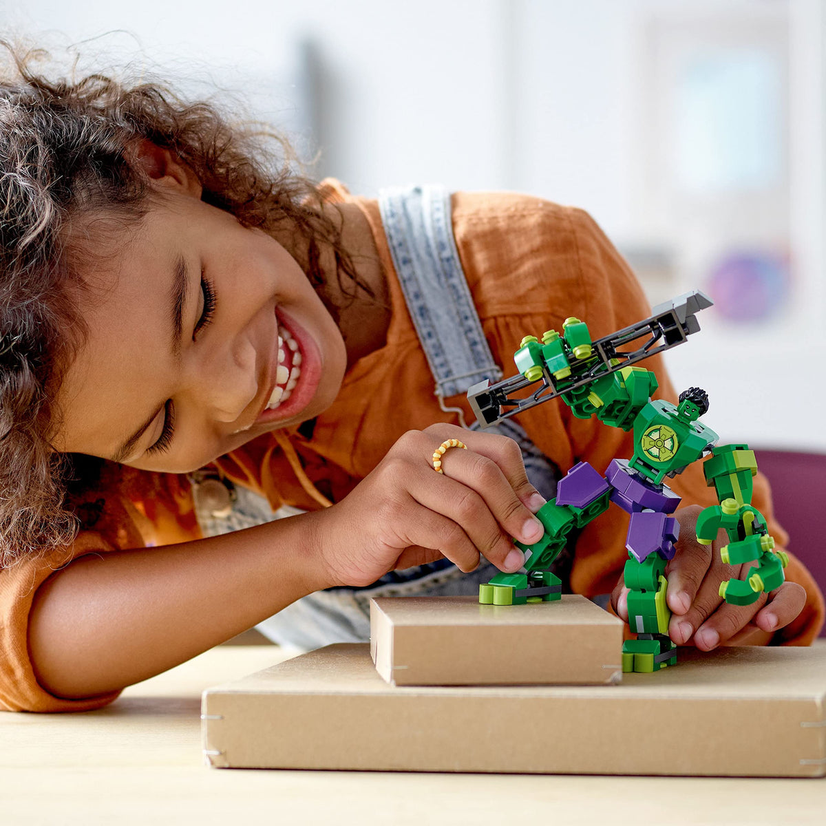 LEGO Marvel Hulk Mech Armor attack pose for dramatic play.