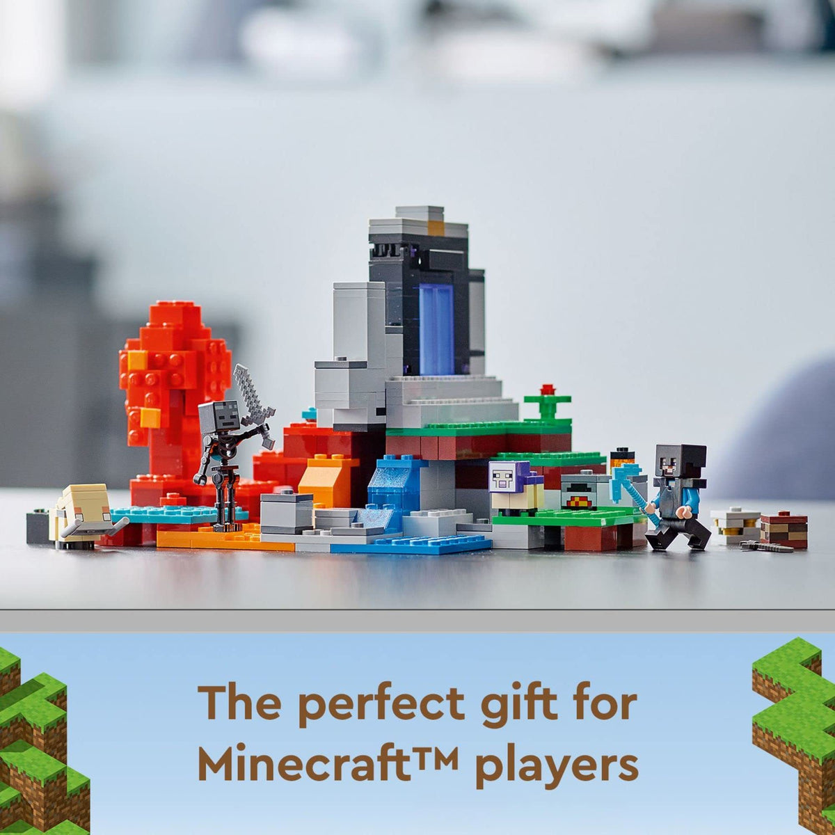 LEGO Minecraft Steve figure image supports storytelling adventures with the iconic character at center.