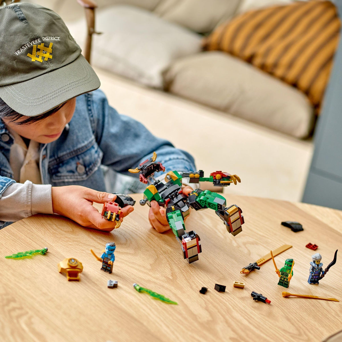 LEGO NINJAGO Lloyd’s Mech with katana swords for epic battles.