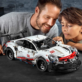 LEGO Porsche 911 RSR build showcases six-cylinder engine with moving pistons