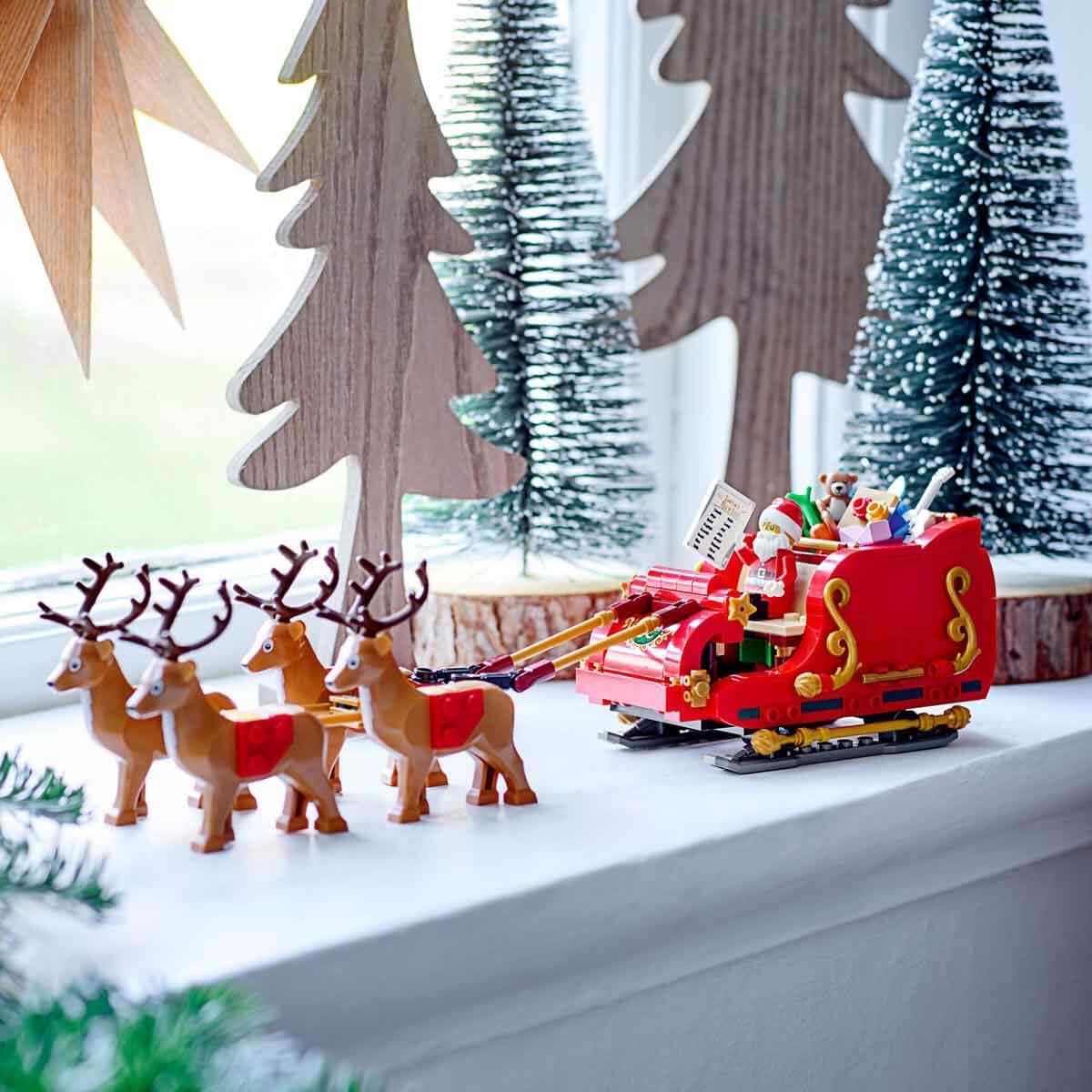 LEGO Santa's Sleigh four reindeer ready for imaginative journeys and storytelling