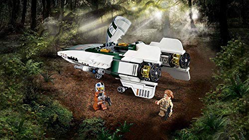 LEGO Star Wars Snap Wexley and Lieutenant Connix minifigures included.