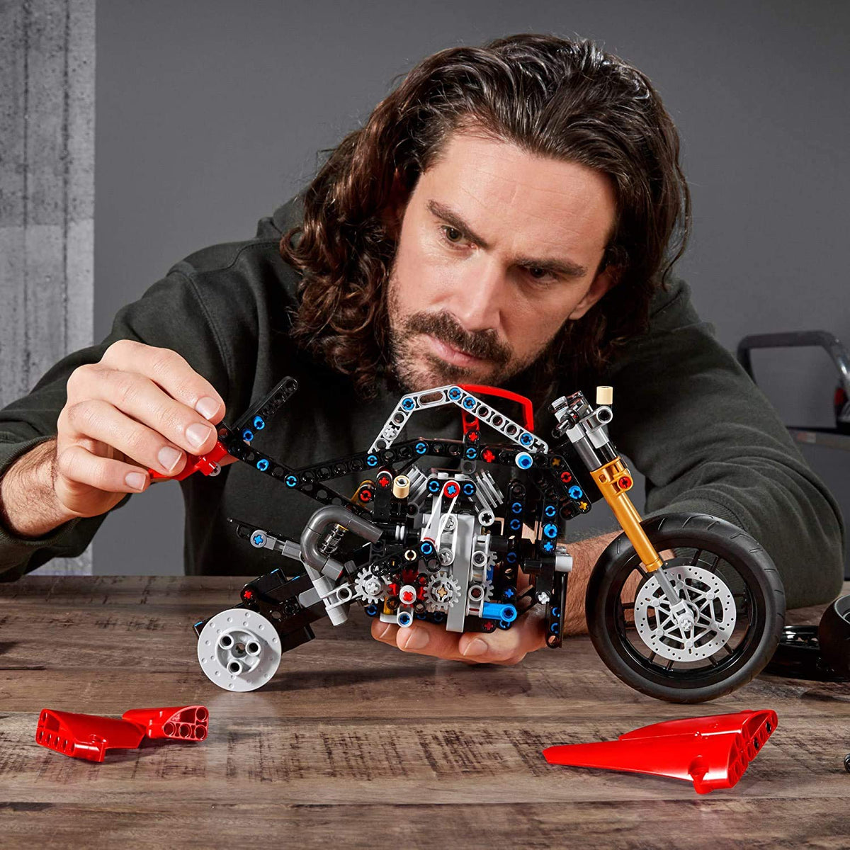 LEGO Technic Ducati Panigale V4 R kickstand for stable display