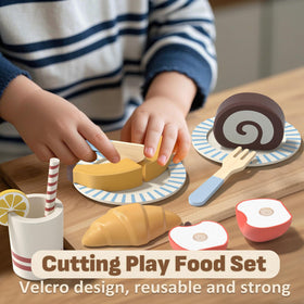 Lehoo Castle picnic fruit slices for color recognition and sorting play.