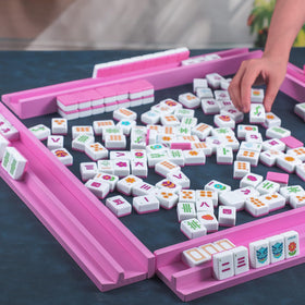 Leinuosen Mahjong racks in action demonstrate organized layouts during play