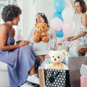 Lenwen 12-inch white plush bear ideal for gifts and baby showers.