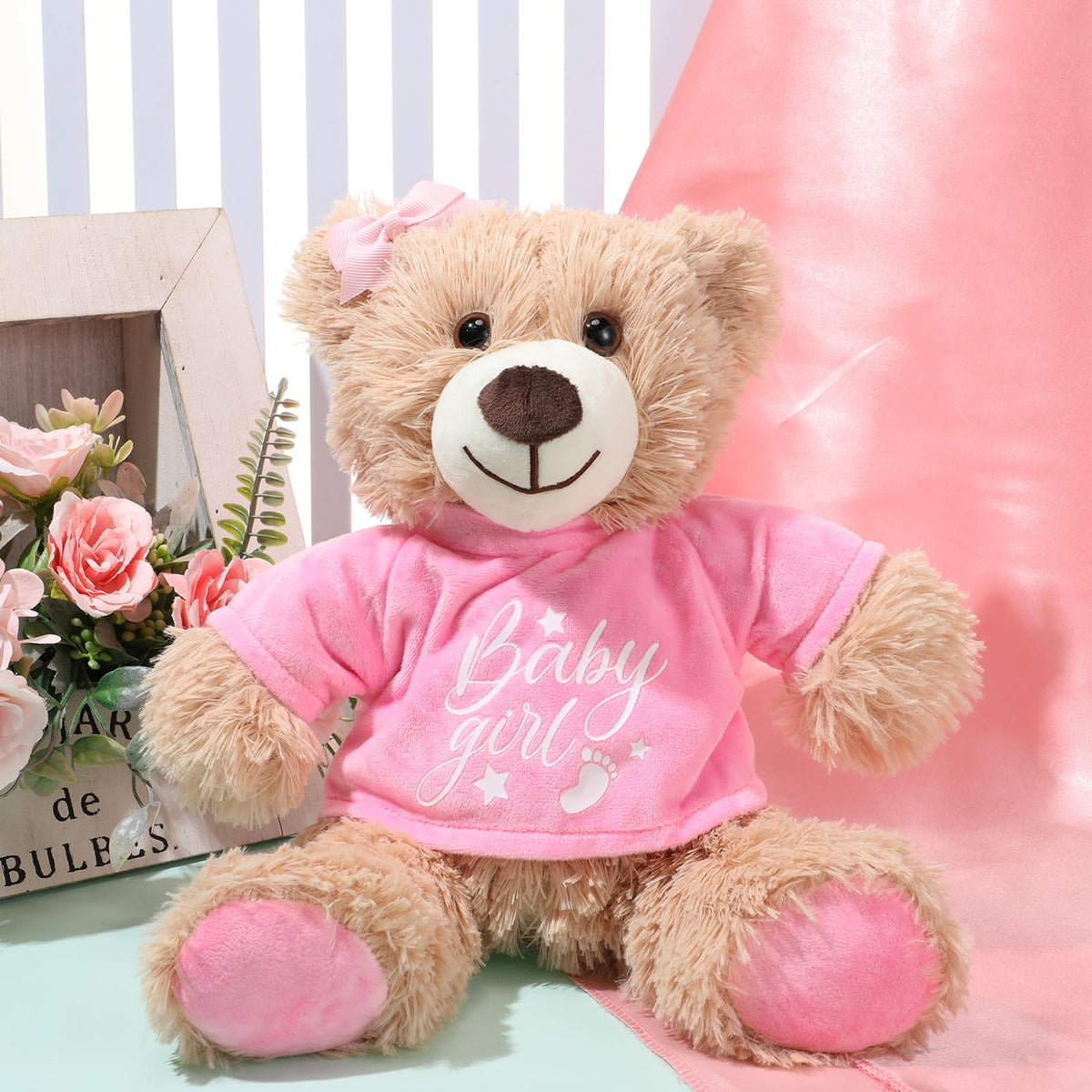 Lenwen bear colored soles detail, adds whimsical charm to baby decor.