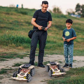 LEPANDA RC car showcases hands-on learning of wheel mechanics.