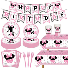 LetDec Girls' 1st Birthday banner enhances party decor and photos.