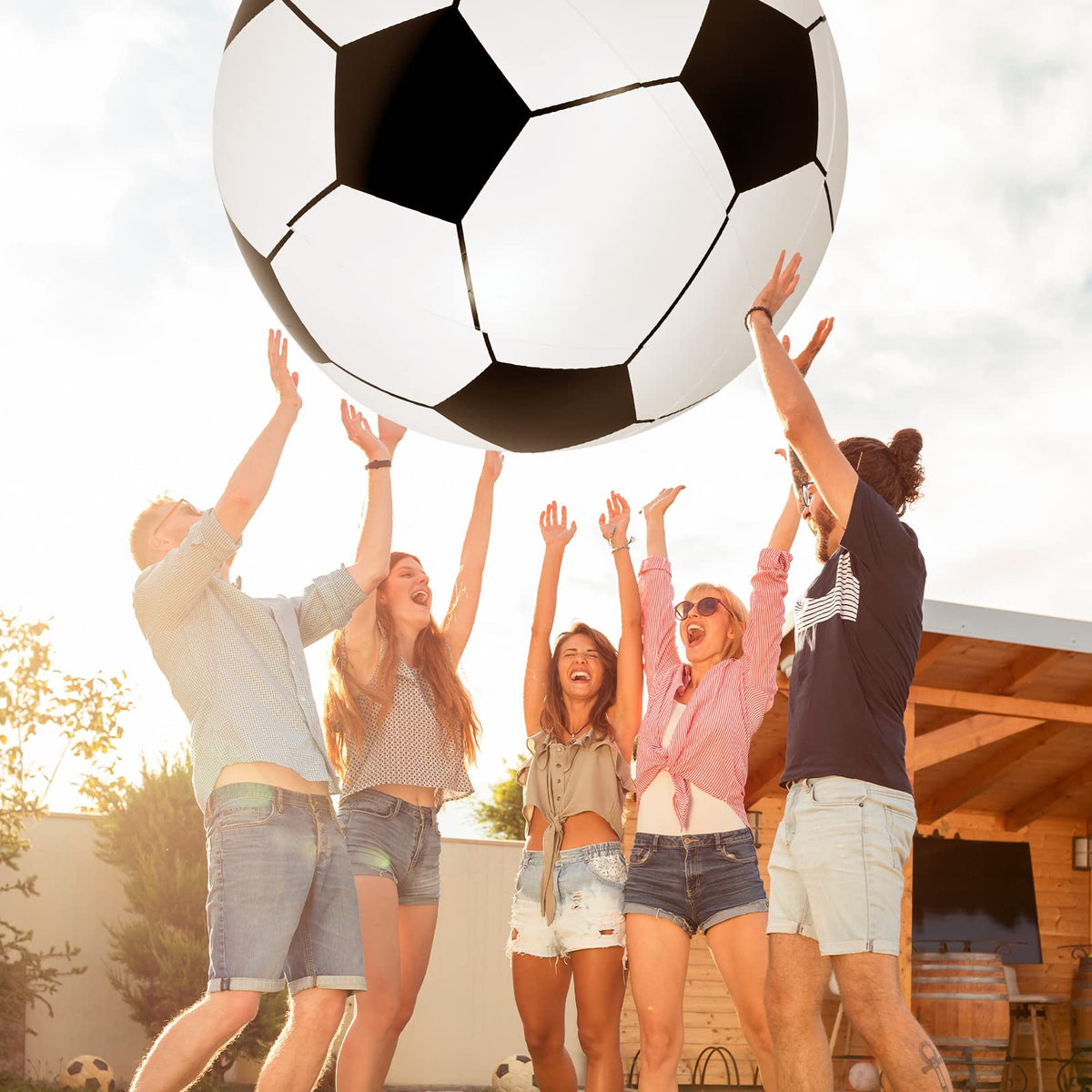 Lewtemi lightweight giant ball easy to carry and store.