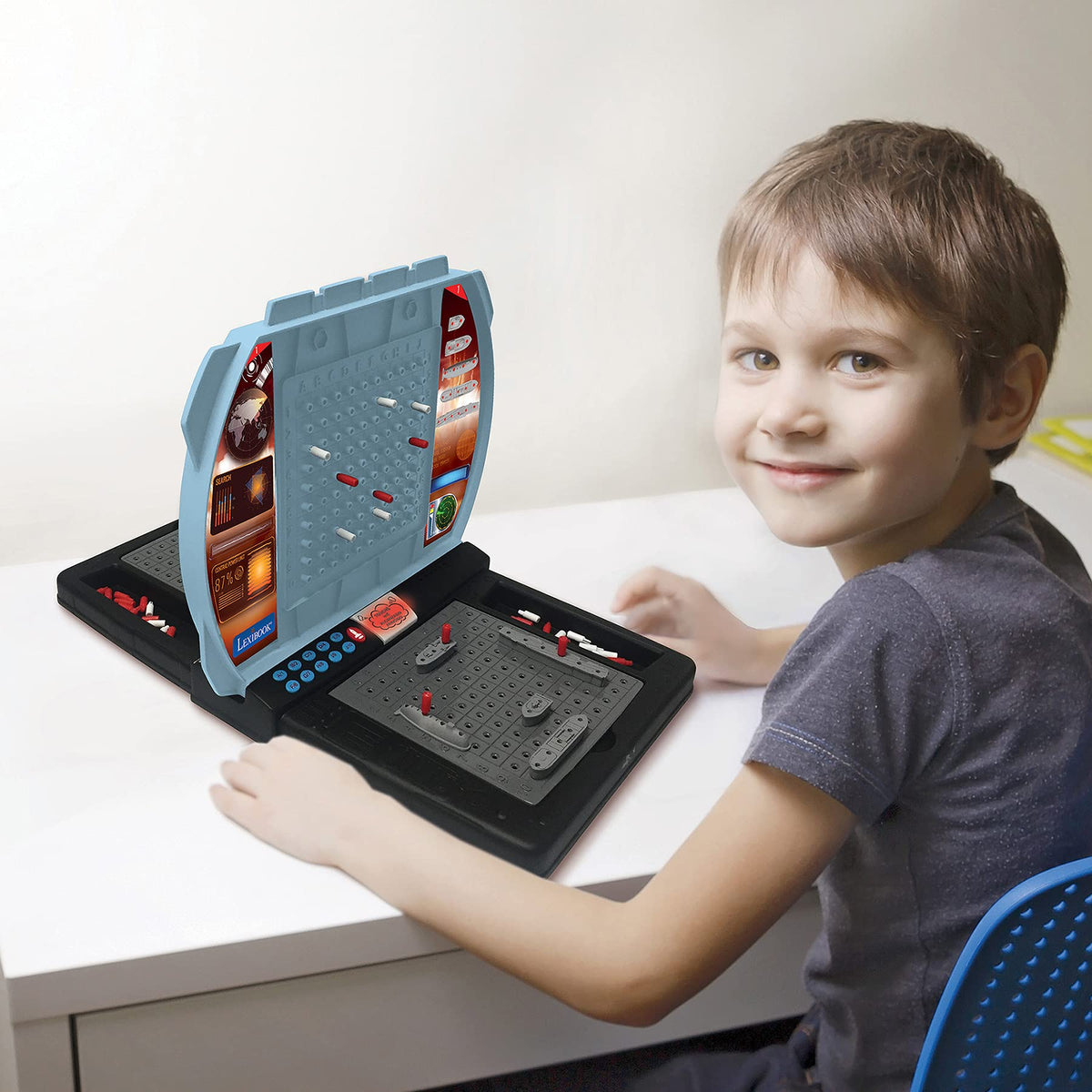 LEXiBOOK ships language switch showcasing four language options.