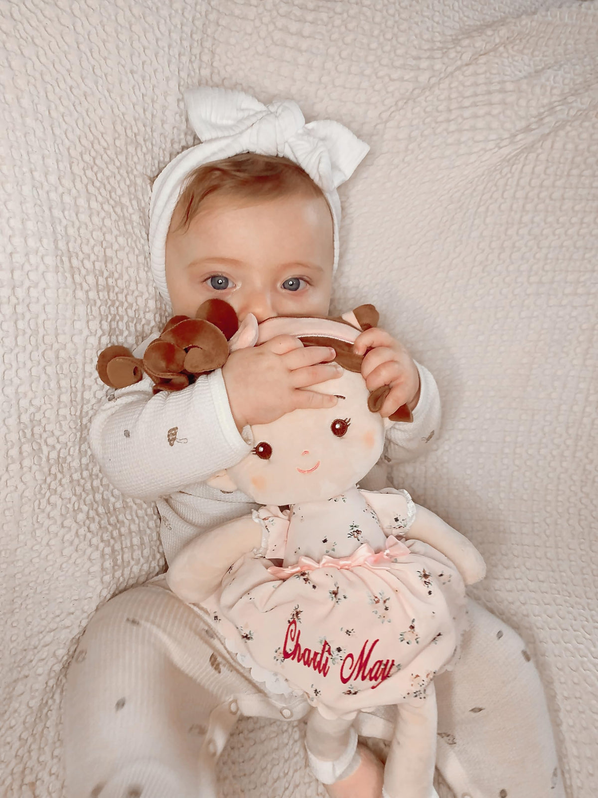 LeyaDoll pink gift box reveal ideal for gifting occasions