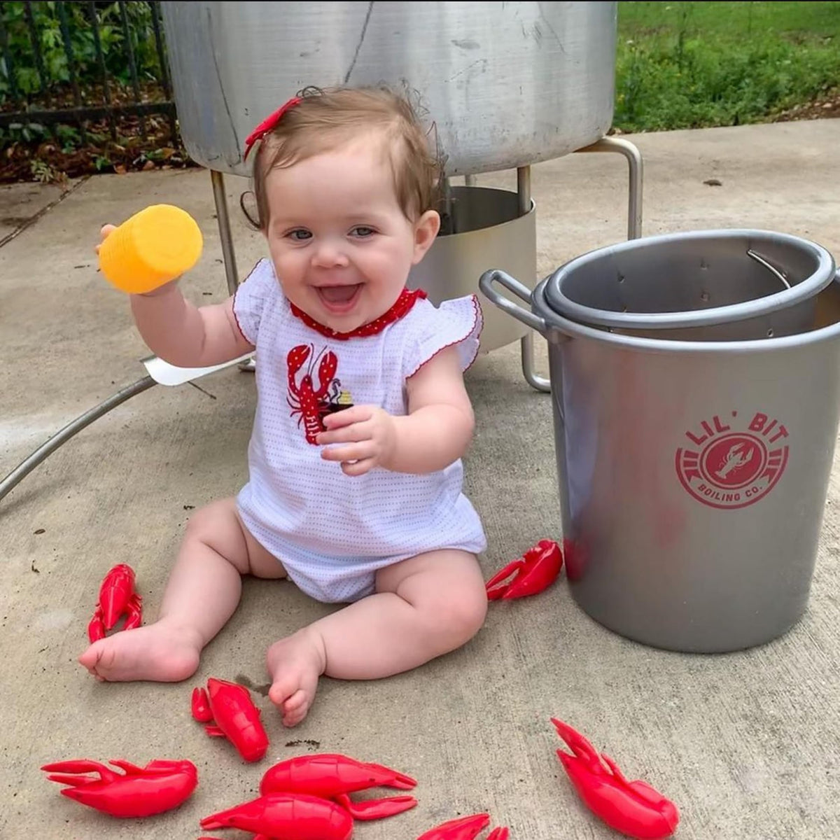 Lil' Bit Boiling Co. kids playset promotes family-friendly kitchen imagination.