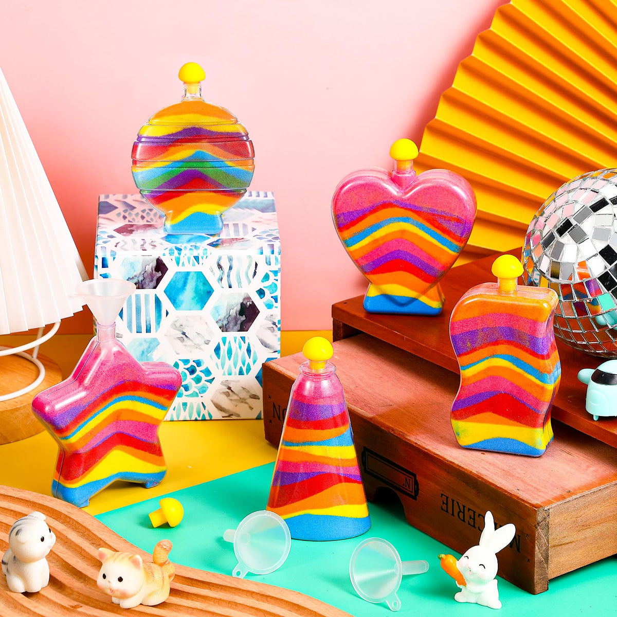 Liliful cone shape sand art bottle supports precise pouring and creativity