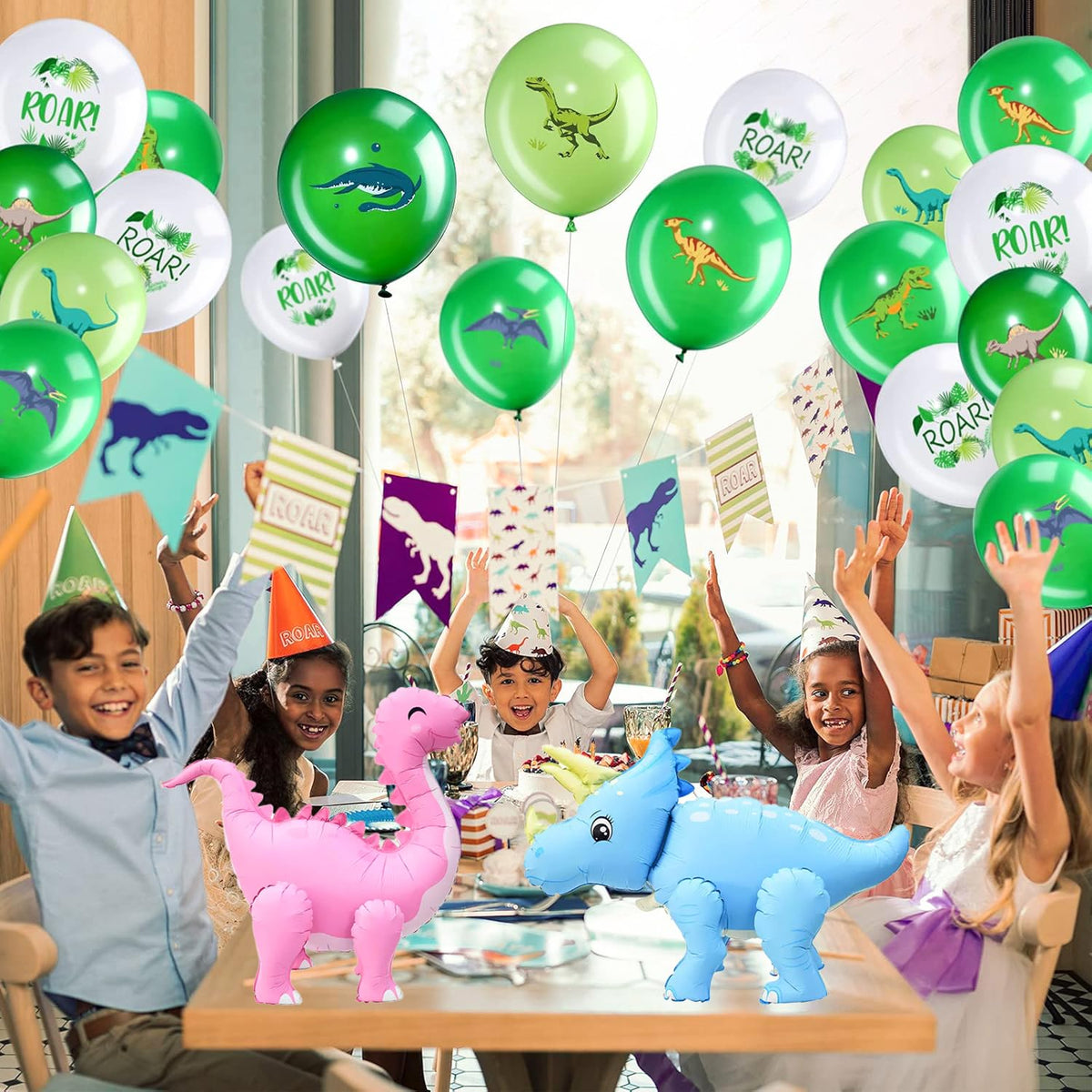 LilyZheng 3D Allosaurus balloon adds dynamic photo moments.