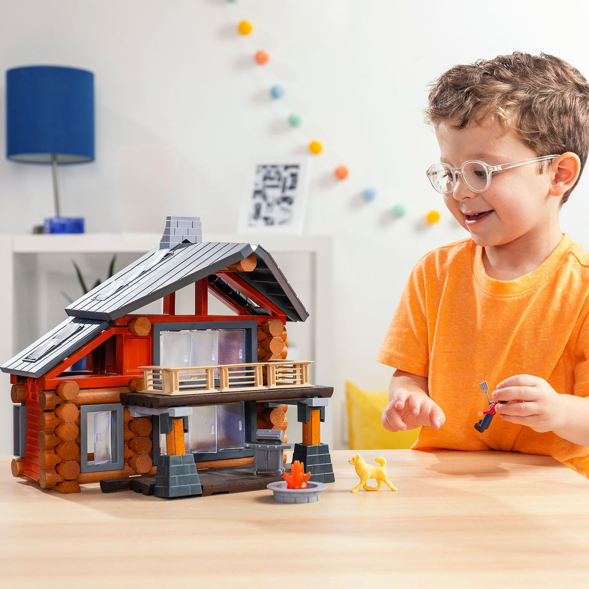 Lincoln Logs Beechwood Retreat yellow lab figure encourages friendly play.
