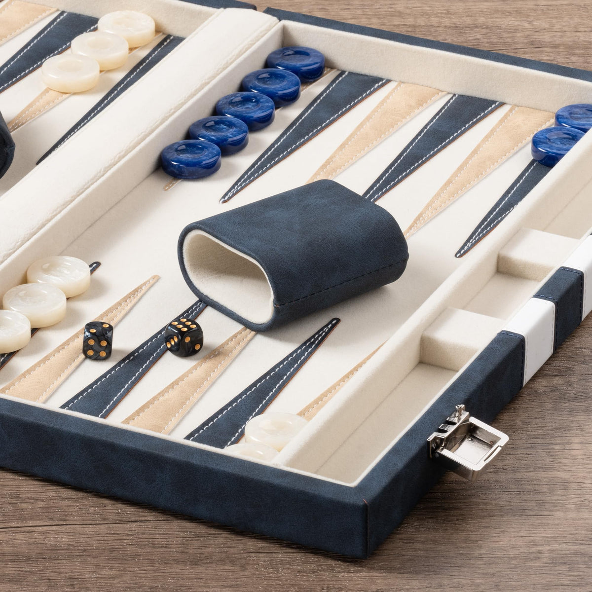 Lingle backgammon 15-inch blue opened case reveals velvet interior for premium play